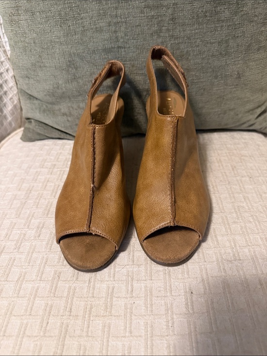 AEROSOLES Shoes - AEROSOLES Brown Open-Toe Slingback Peep-Toe Heels